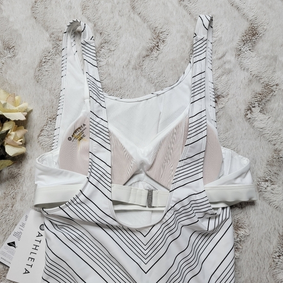 Athleta Chevron High Leg White One Piece Swimsuit NWT Size 34B/C - Picture 9 of 14